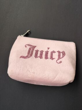 4/$50⭐️Juicy Couture Light Pink Plush Cosmetic Pouch with Pink Crystal Logo